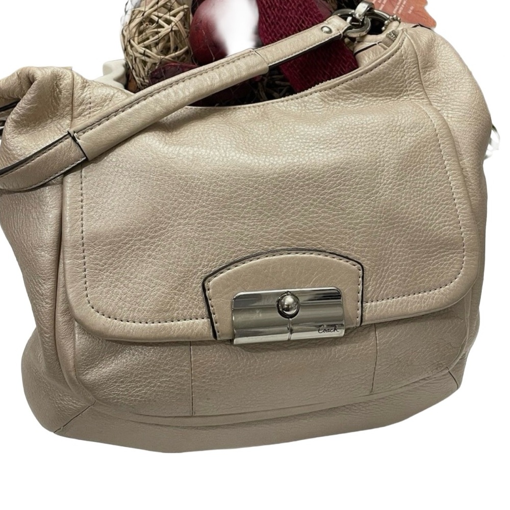 M1273-F22306 Coach  Kristan Champagne Cream Hobo Bag